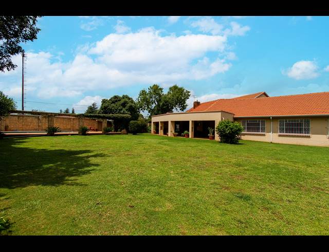 5 BEDROOM HOUSE FOR SALE IN FLORIDA PARK